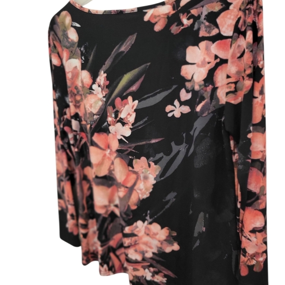 Bob Mackie Weatable Art Small  Long Sleeve Orange & White Blooms On Black Top - Picture 3 of 7